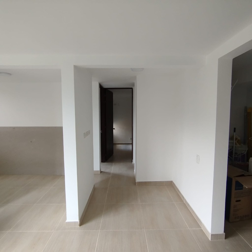 Apartamento En Venta - C.r Valle Lindo Piso 4, Ibagué