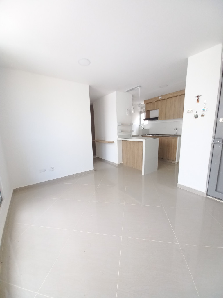 Apartamento En Arriendo - C.r Lyla Hacienda Santa Cruz Piso 5 Sin Ascensor, Ibagué