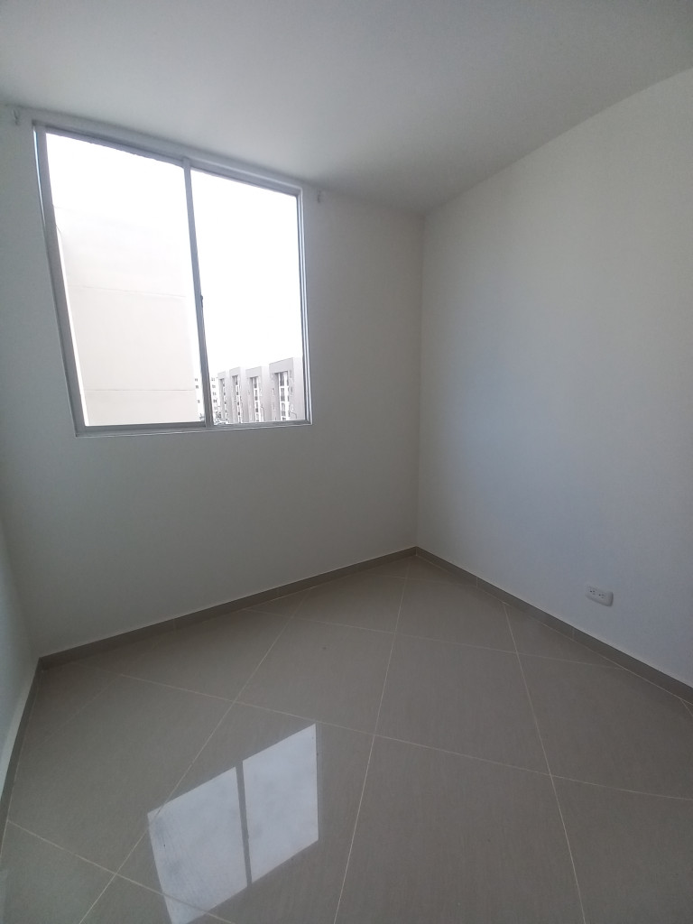Apartamento En Arriendo - C.r Lyla Hacienda Santa Cruz Piso 5 Sin Ascensor, Ibagué