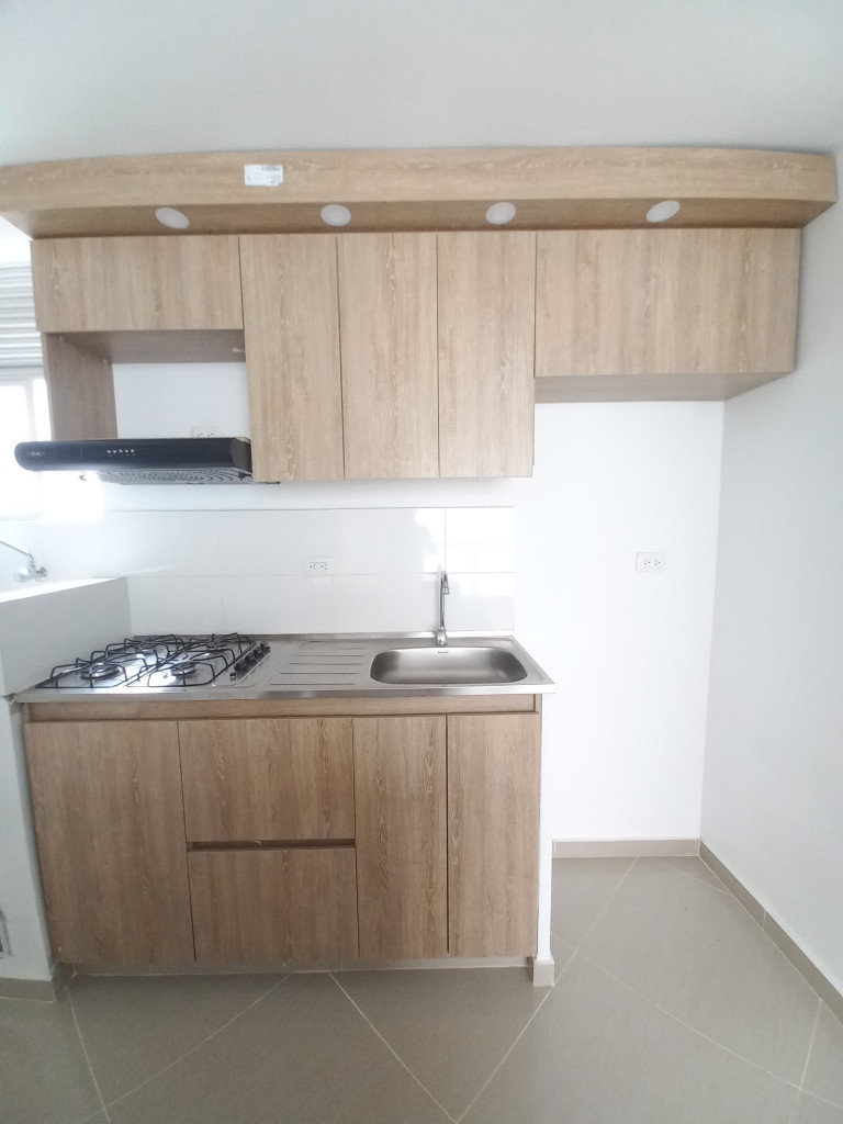 Apartamento En Arriendo - C.r Lyla Hacienda Santa Cruz Piso 5 Sin Ascensor, Ibagué