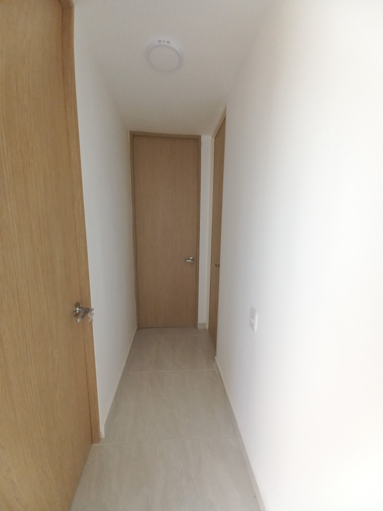 Apartamento En Arriendo - C.r Lyla Hacienda Santa Cruz Piso 4 Sin Ascensor, Ibagué
