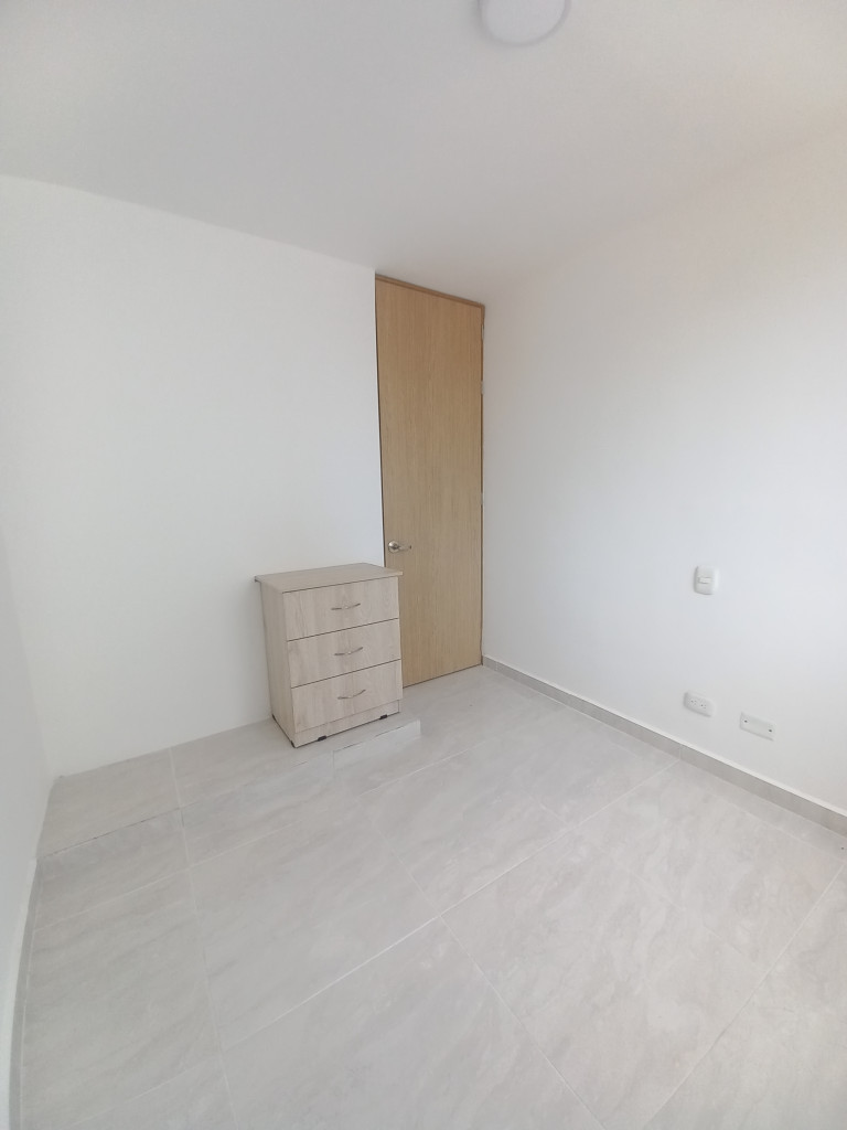 Apartamento En Arriendo - C.r Lyla Hacienda Santa Cruz Piso 4 Sin Ascensor, Ibagué