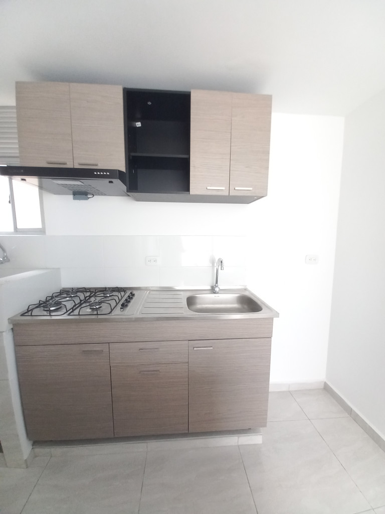 Apartamento En Arriendo - C.r Lyla Hacienda Santa Cruz Piso 4 Sin Ascensor, Ibagué