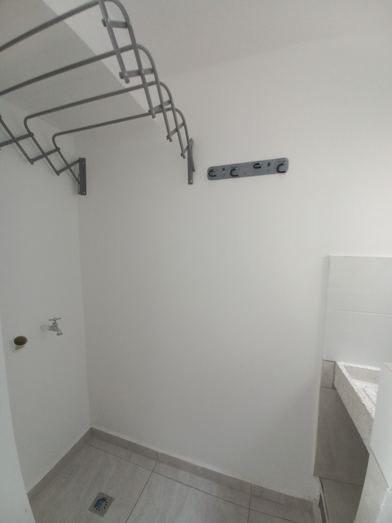 Apartamento En Arriendo - C.r Lyla Hacienda Santa Cruz Piso 4 Sin Ascensor, Ibagué