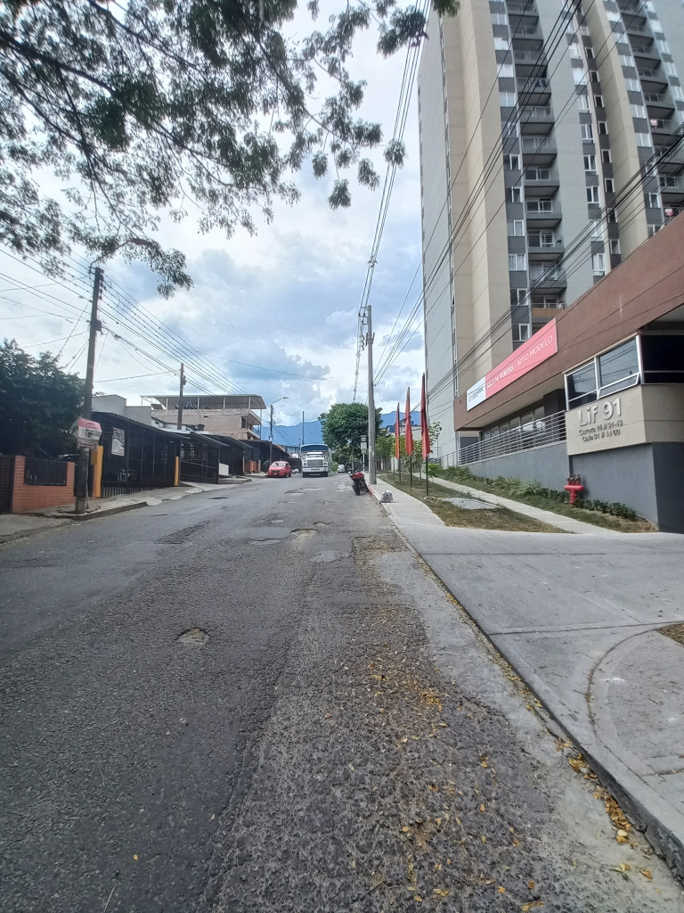 APARTAMENTO en ARRIENDO en C.R LIF 91 PISO 10