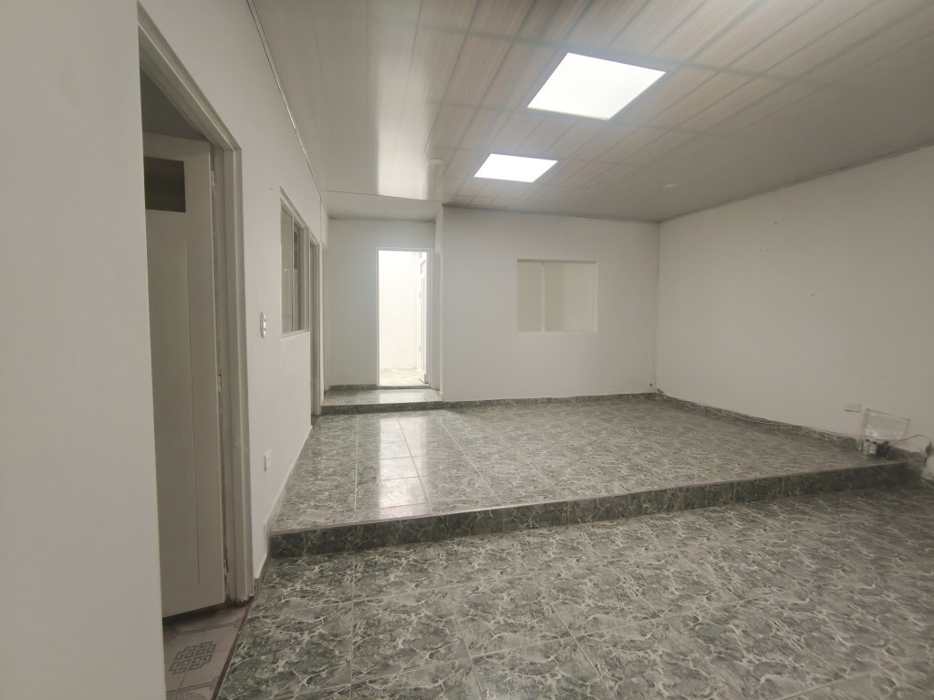 APARTAMENTO en VENTA en FUSACATAN PISO 1 — 2