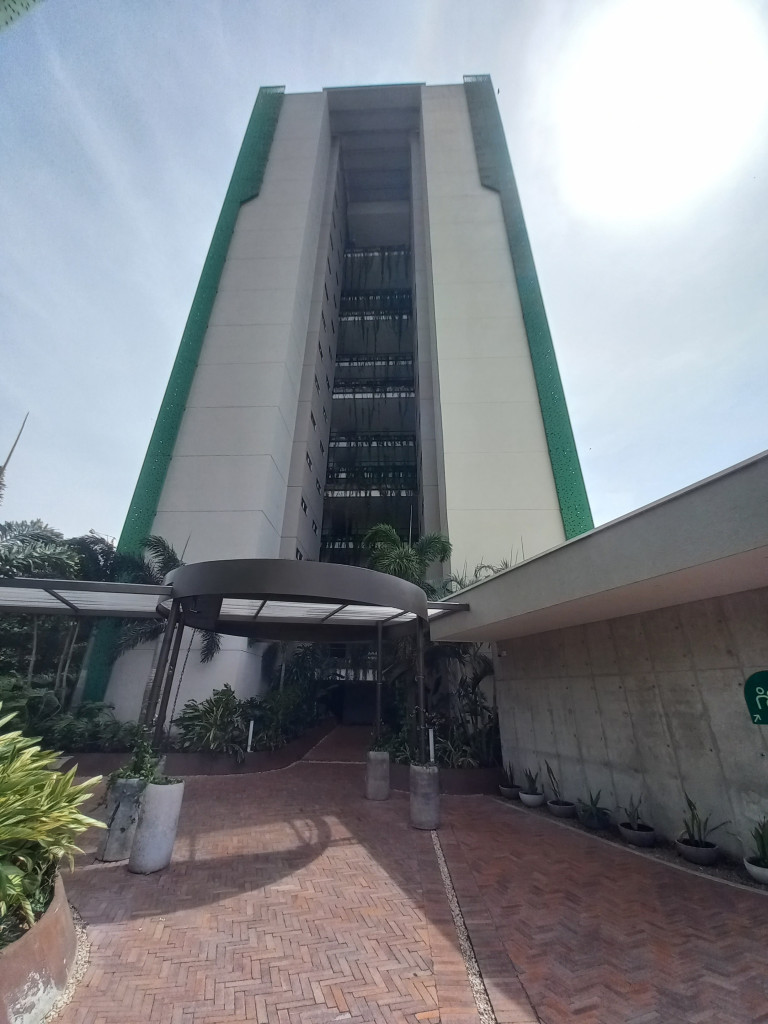 APARTAMENTO en ARRIENDO en BOSQUE SERENO PISO 12 — 3