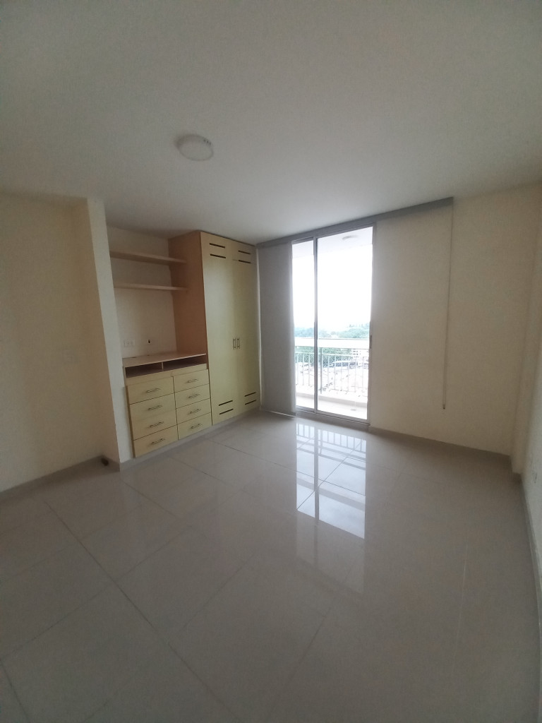 APARTAMENTO en ARRIENDO en TORREON PIEDRA PINTADA ETAPA 2 PISO 8 — 5