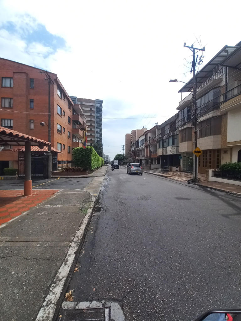 APARTAMENTO en VENTA en PRADOS DEL NORTE PISO 3