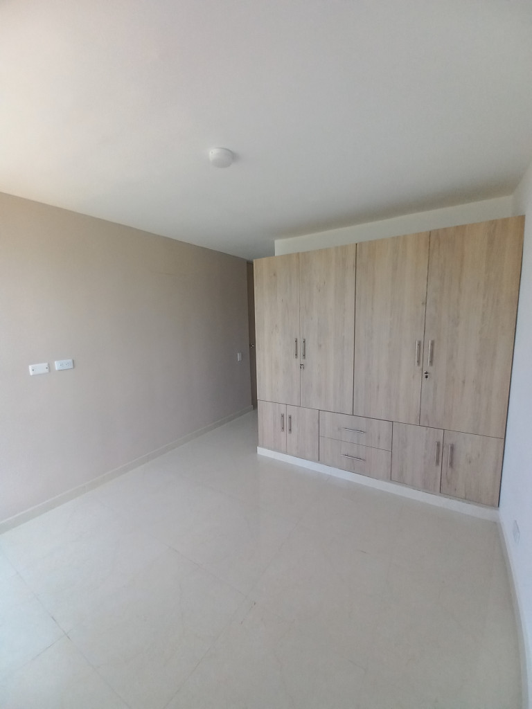 Apartamento En Arriendo - C.r Terra Santa Cruz Piso 8, Ibagué