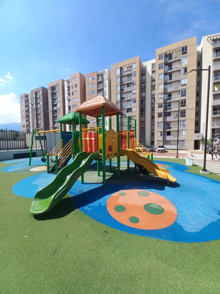 Apartamento En Arriendo - C.r Terra Santa Cruz Piso 8, Ibagué