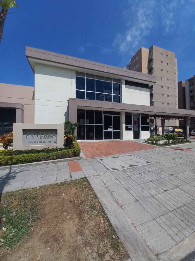 APARTAMENTO en ARRIENDO en C.R TERRA SANTA CRUZ PISO 8 — 3