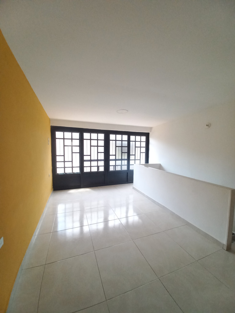 APARTAESTUDIO en ARRIENDO en URBANIZACION EL JORDAN NOVENA ETAPA PISO 2 — 4