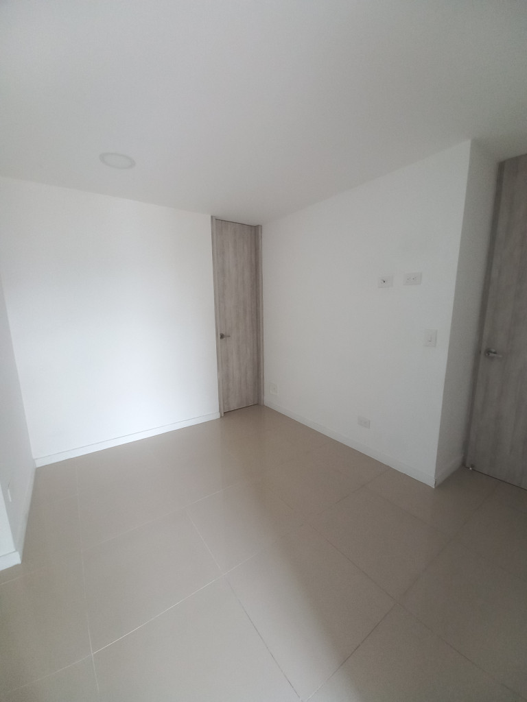 Apartamento En Venta - Edificio Rosales 64 Piso 8, Ibagué