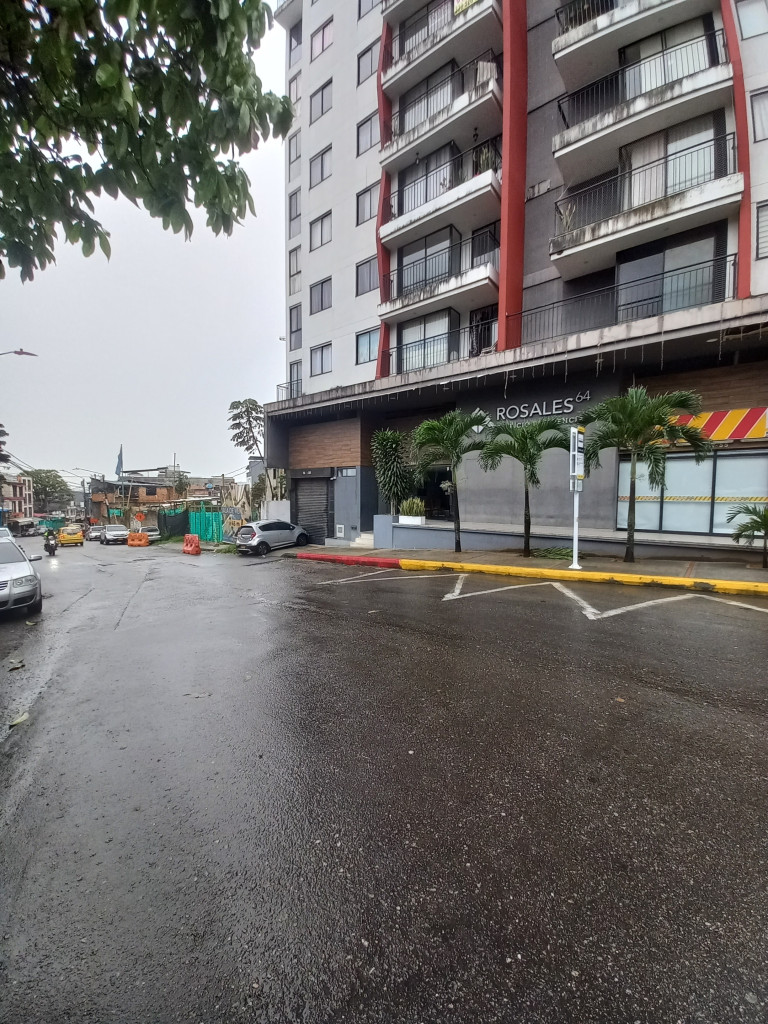 APARTAMENTO en VENTA en EDIFICIO ROSALES 64 PISO 8