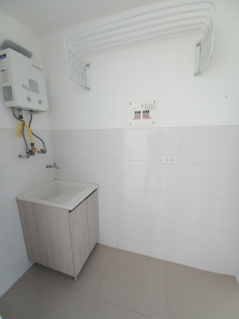 Apartamento En Venta - Edificio Rosales 64 Piso 8, Ibagué