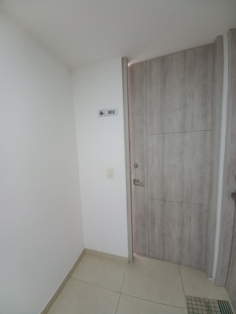 APARTAMENTO en VENTA en EDIFICIO ROSALES 64 PISO 8 — 5