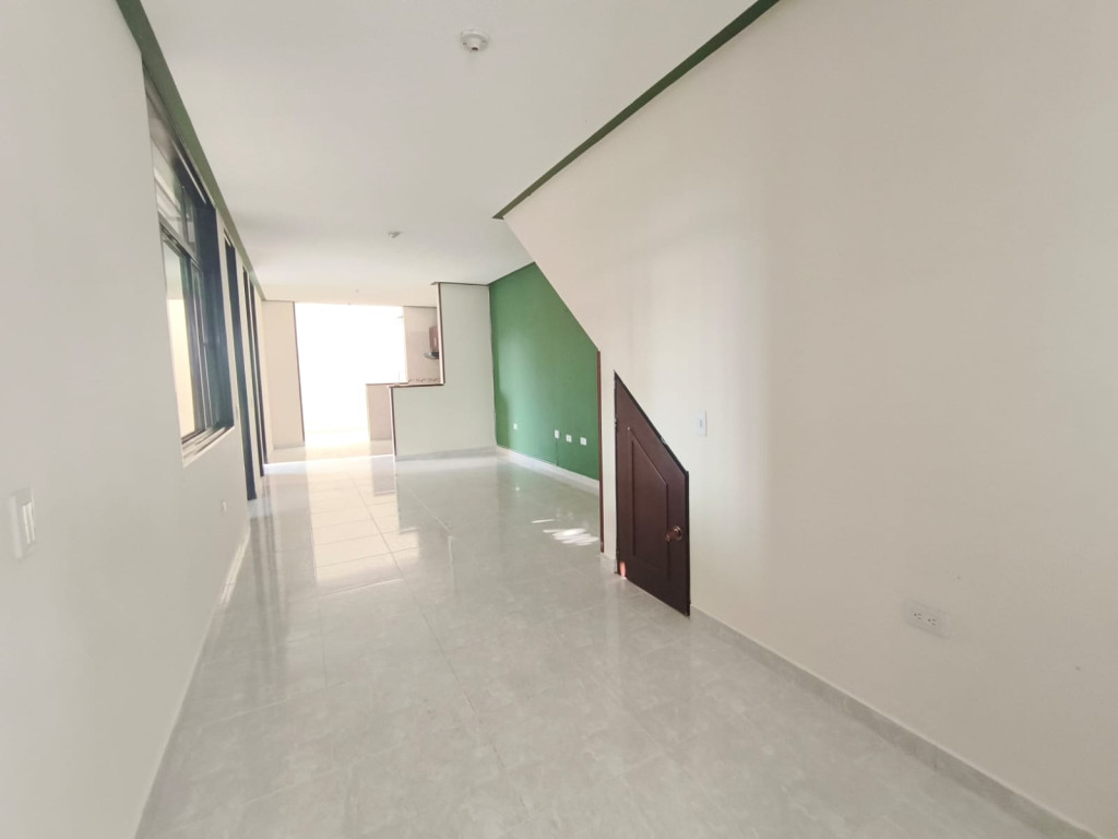 APARTAMENTO en ARRIENDO en SAN FRANCISCO PISO 1 (SECTOR LA PAMPA) — 2