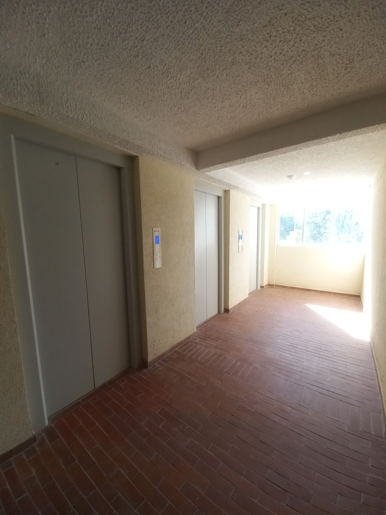 APARTAMENTO en ARRIENDO en URBANIZACIÓN HACIENDA EL BOSQUE PISO 3 — 4