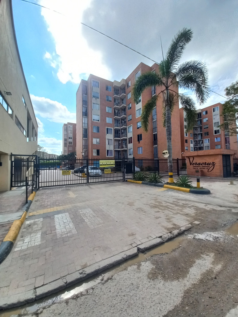 Apartamento En Arriendo/Venta - C.r Veracruz Piso 8, Ibagué