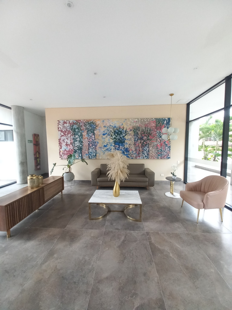 APARTAMENTO en ARRIENDO en CONDOMINIO VILA NOVA PISO 7 — 3