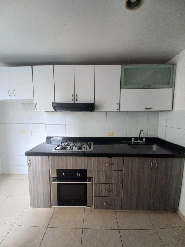 Apartamento En Arriendo - Edificio Balcones De Provenza Piso 4, Ibagué