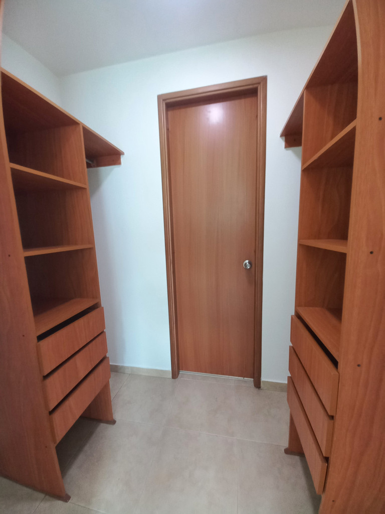 Apartamento En Arriendo - C.r Riviera Piso 2, Ibagué
