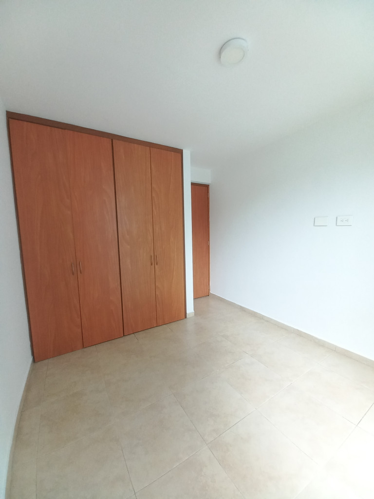 Apartamento En Arriendo - C.r Riviera Piso 2, Ibagué