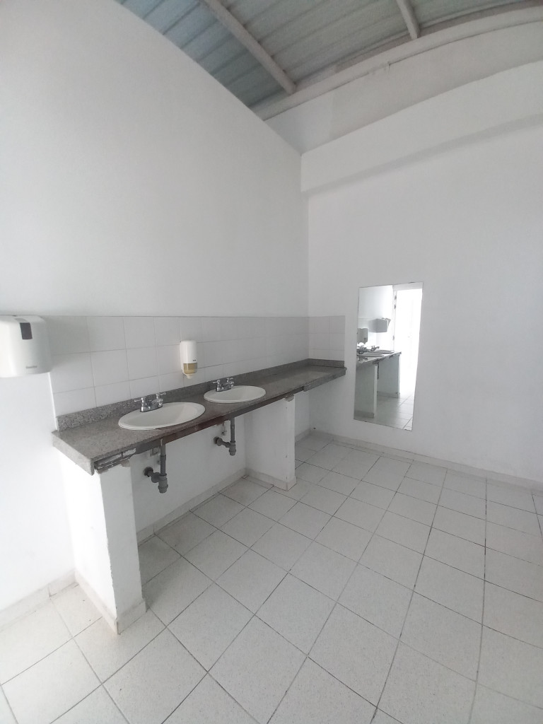 Apartamento En Arriendo - C.r Riviera Piso 2, Ibagué