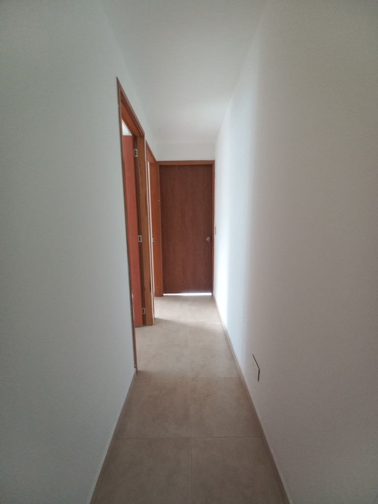 Apartamento En Arriendo - C.r Riviera Piso 2, Ibagué