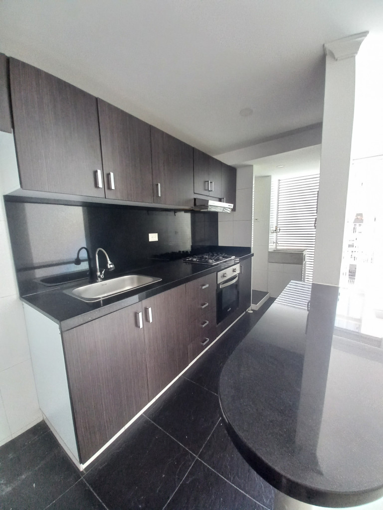 Apartamento En Arriendo - C.r Fortezza || Piso 7, Ibagué