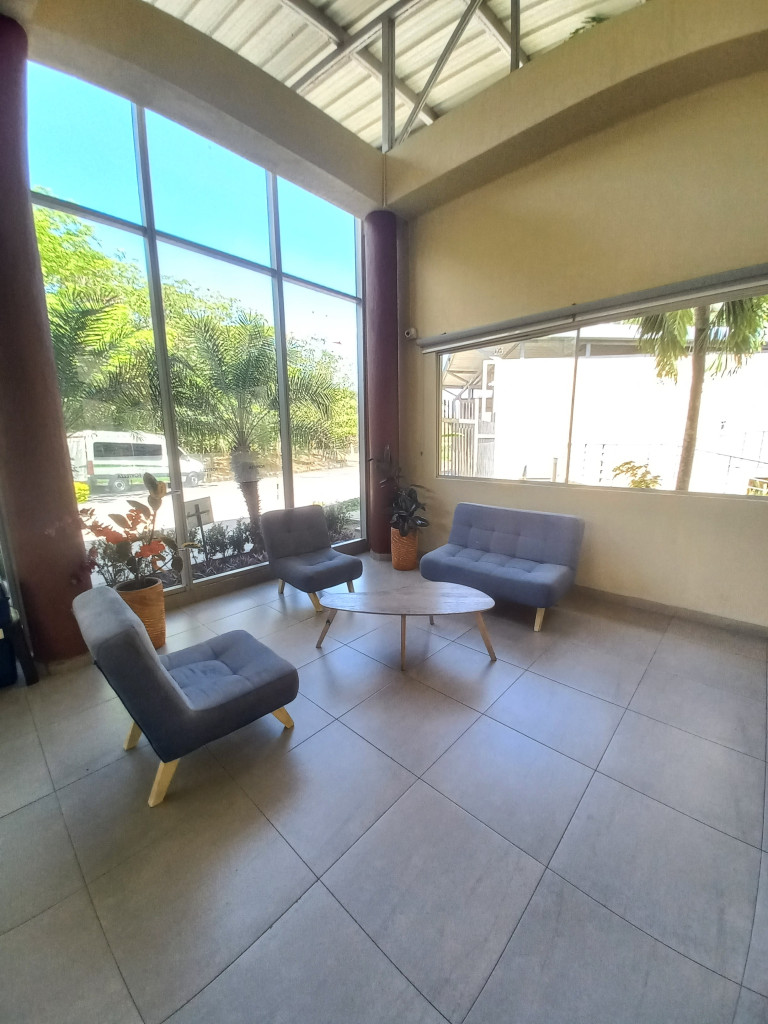 APARTAMENTO en ARRIENDO en C.R FORTEZZA || PISO 7 — 3