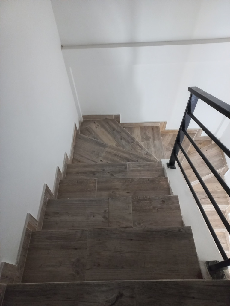 APARTAMENTO en ARRIENDO en URB HDA PIEDRAPINTADA SEGUNDO PISO — 4