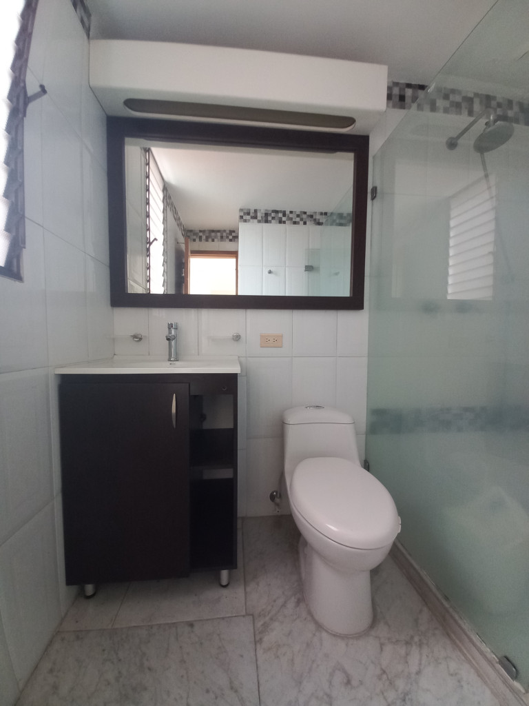 Apartamento En Venta - Edifidio Tejares Del Eden Piso 6, Ibagué