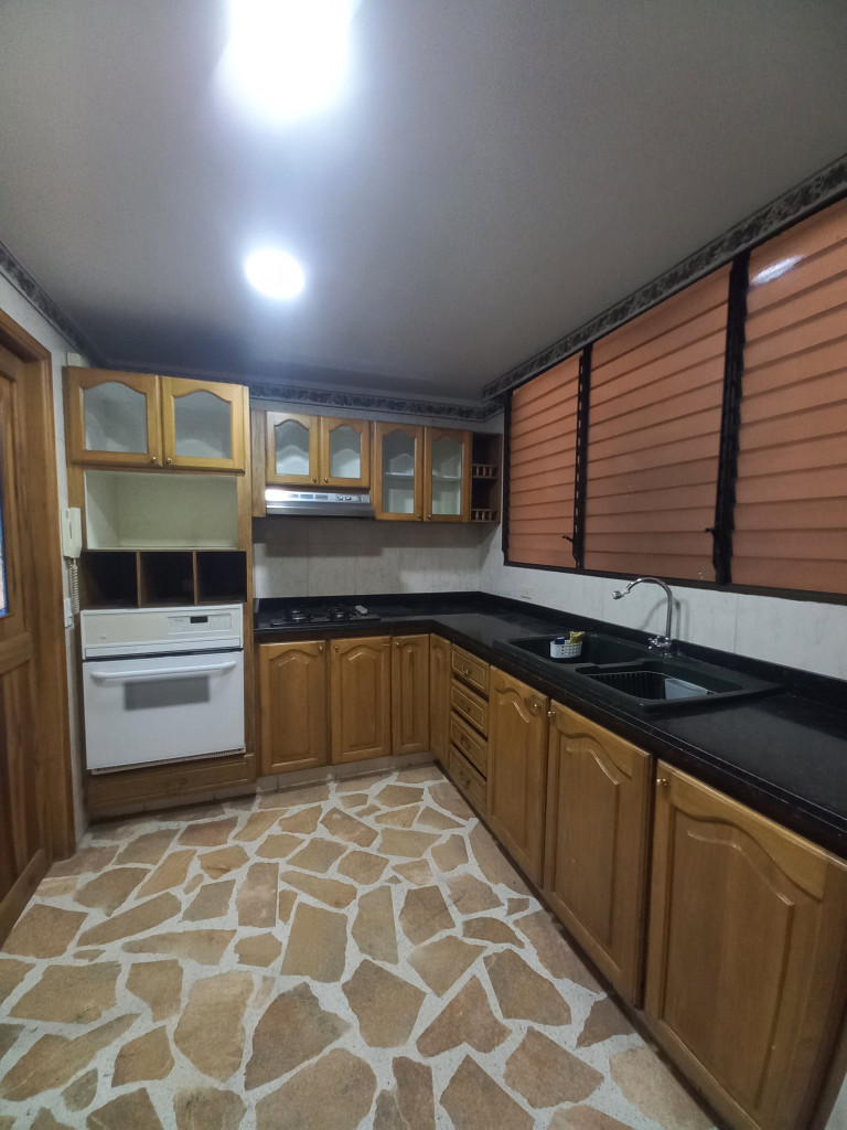 Apartamento En Venta - Edifidio Tejares Del Eden Piso 6, Ibagué