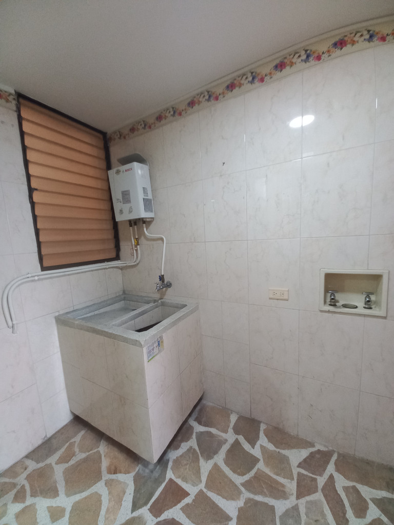 Apartamento En Venta - Edifidio Tejares Del Eden Piso 6, Ibagué