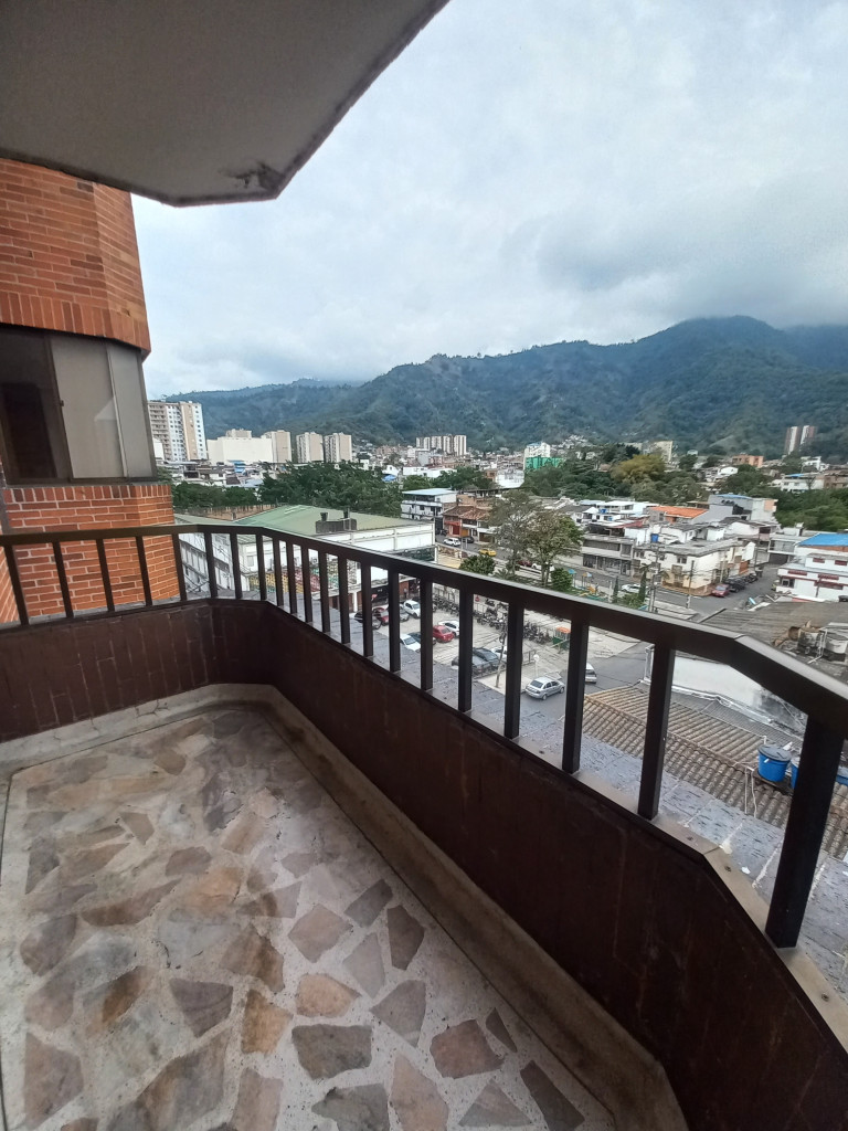 Apartamento En Venta - Edifidio Tejares Del Eden Piso 6, Ibagué