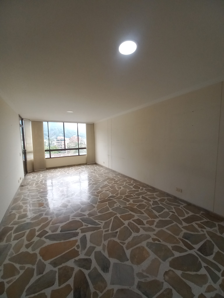 Apartamento En Venta - Edifidio Tejares Del Eden Piso 6, Ibagué