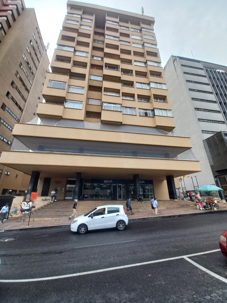 APARTAMENTO en VENTA en EDIFICIO BCH APARTAMENTO DUPLEX  PISO 9 — 2