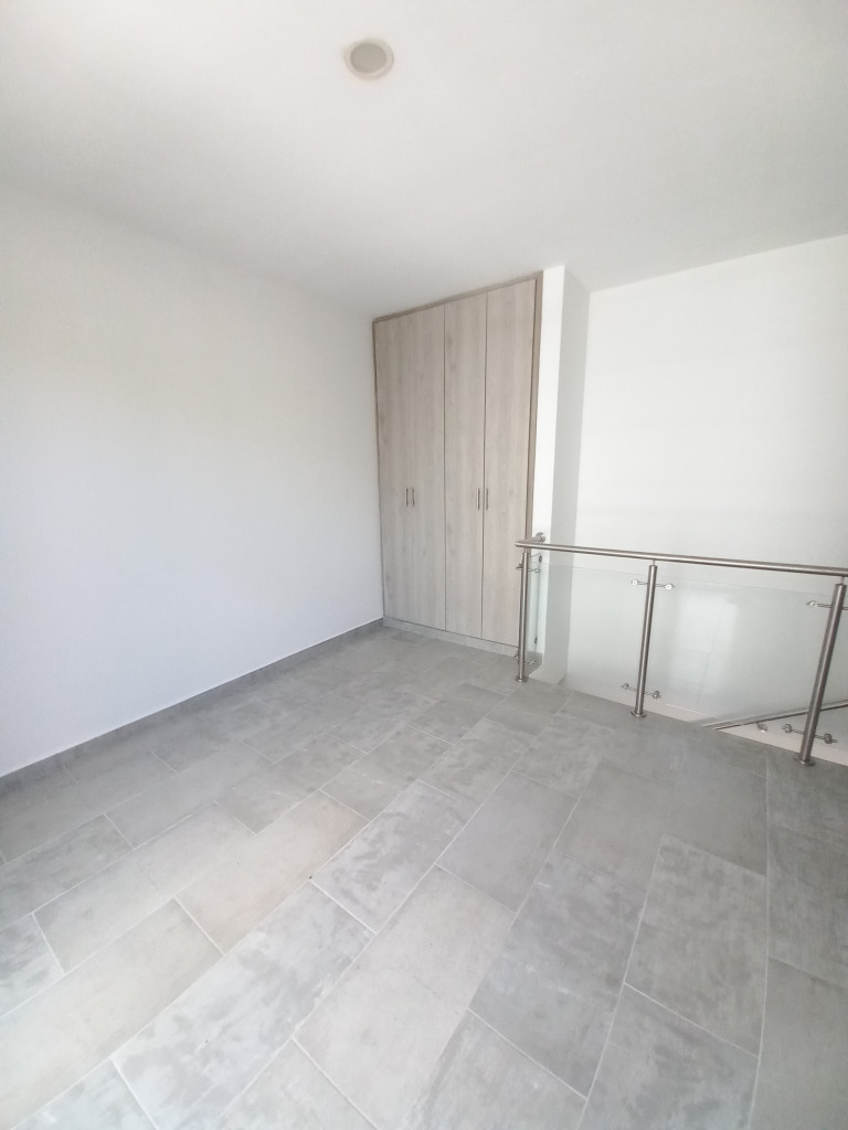 Apartaestudio En Arriendo - Apartaestudio Duplex Casa Club, Ibagué