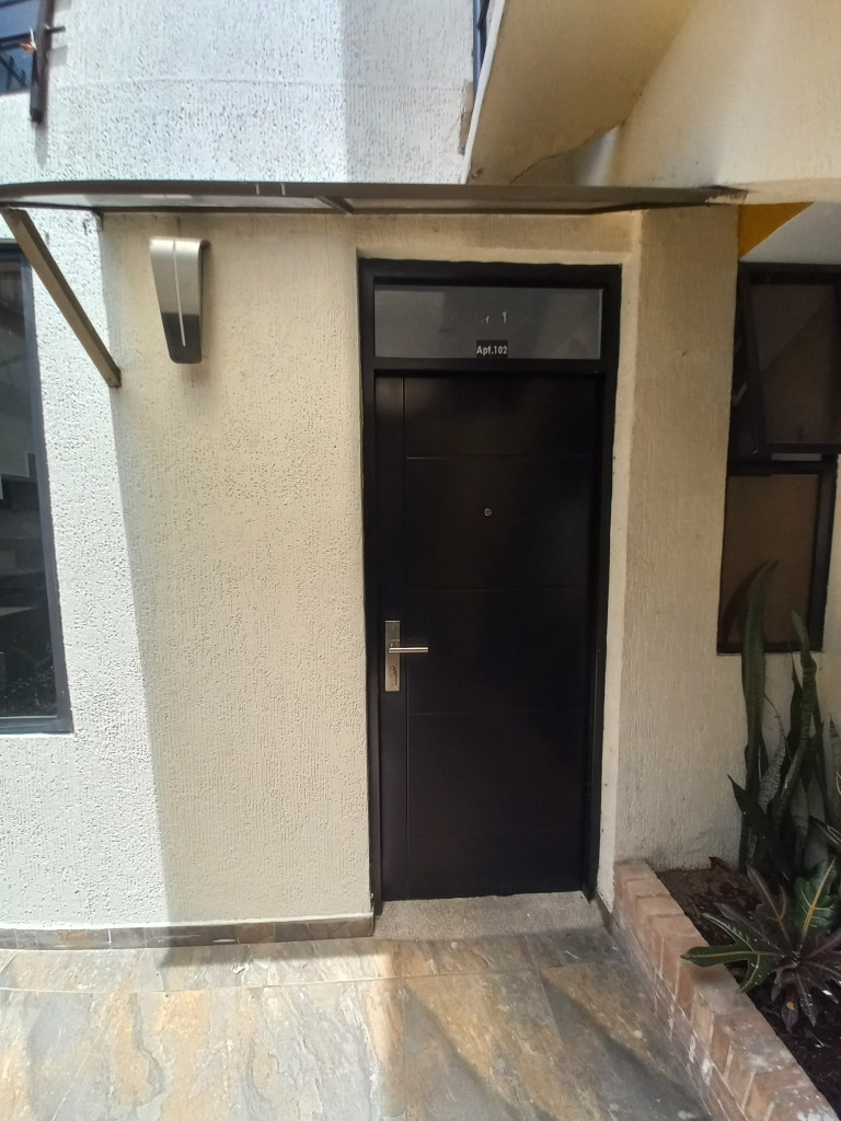 APARTAESTUDIO en ARRIENDO en APARTAESTUDIO CASA CLUB — 5