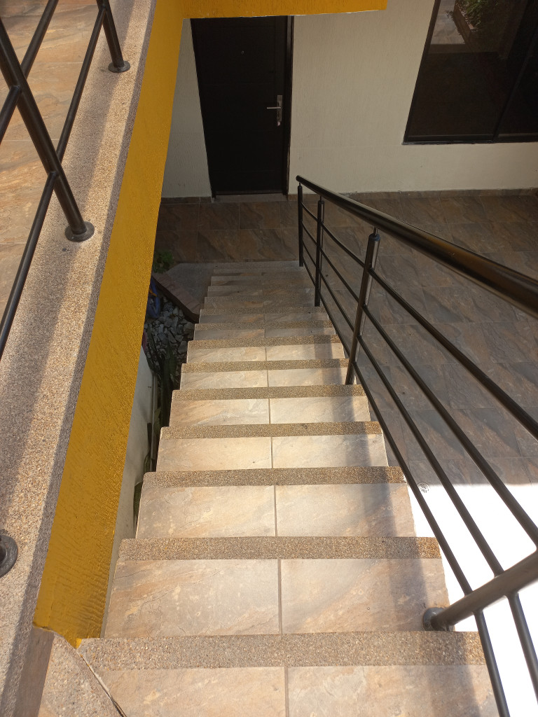 Apartaestudio En Arriendo - Apartaestudio Casa Club Piso 2, Ibagué