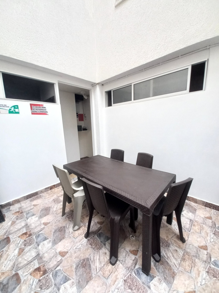 Casa En Venta - La Castellana Dos Casas En Una Comerciales, Ibagué