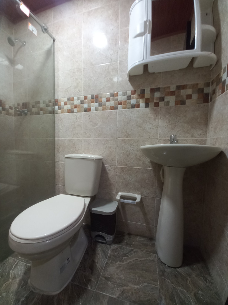 Casa En Venta - La Castellana Dos Casas En Una Comerciales, Ibagué