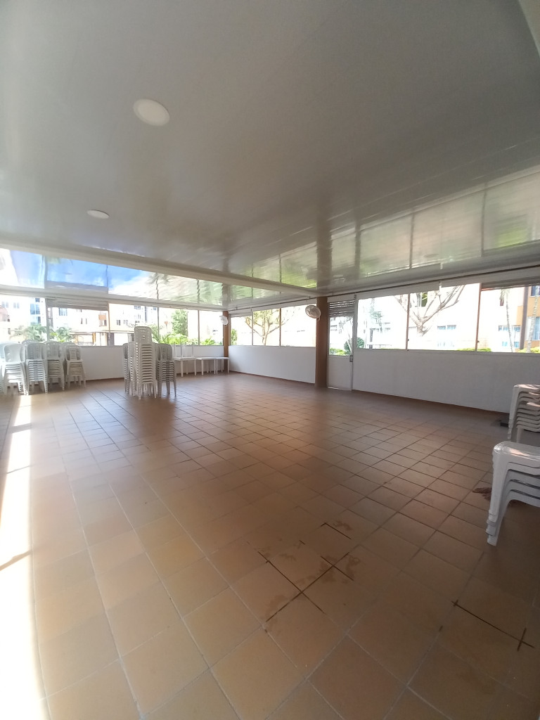 Apartamento En Arriendo - C.r Almendros Piso 4, Ibagué