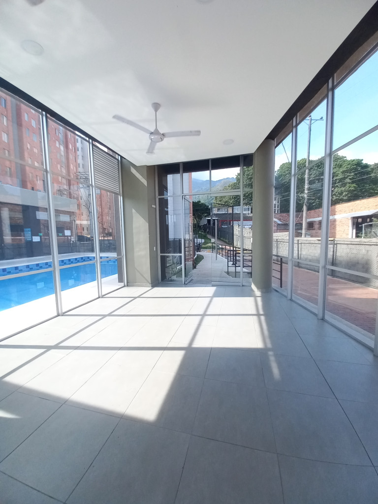 APARTAMENTO en ARRIENDO en CONJUNTO RESIDENCIAL AMBALA 97 PISO 12 — 2