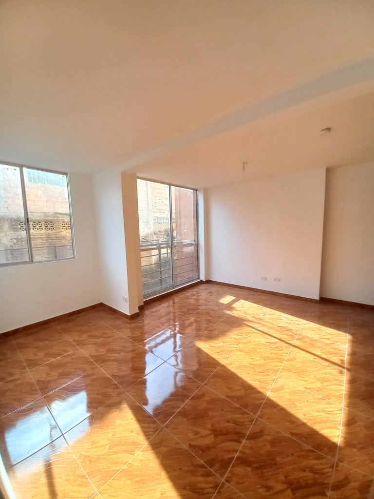 APARTAMENTO en ARRIENDO en CONJUNTO RESIDENCIAL AMBALA 97 PISO 12 — 5