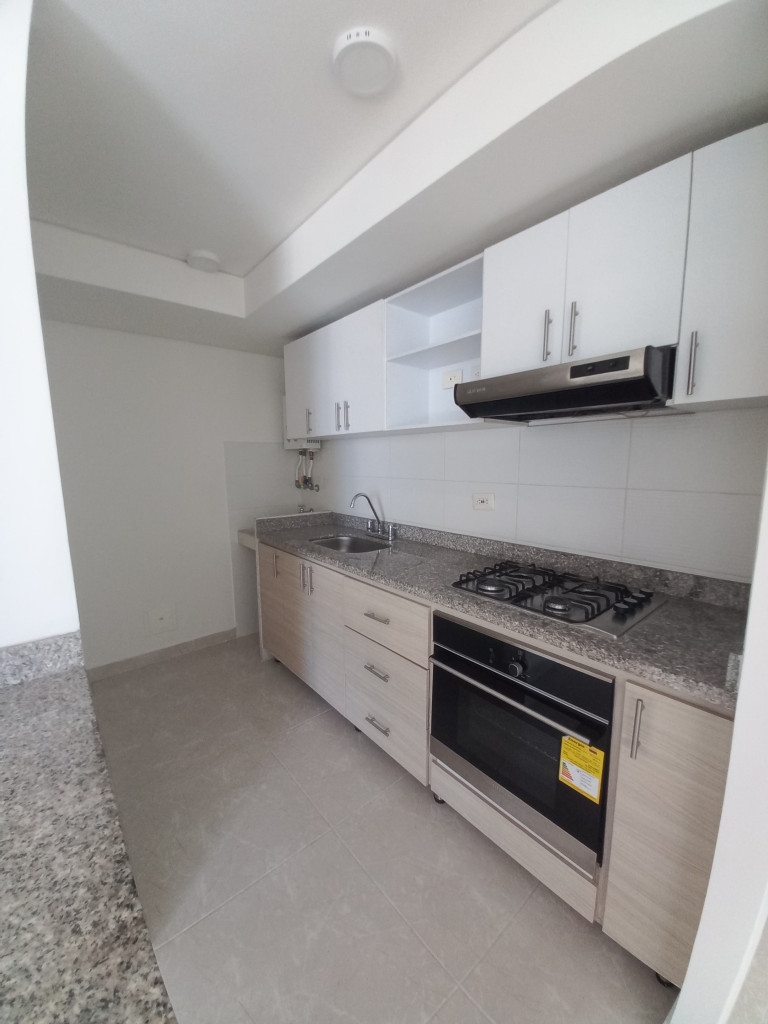 Apartamento En Arriendo - C.r Bosque Reservado Piso 12, Ibagué
