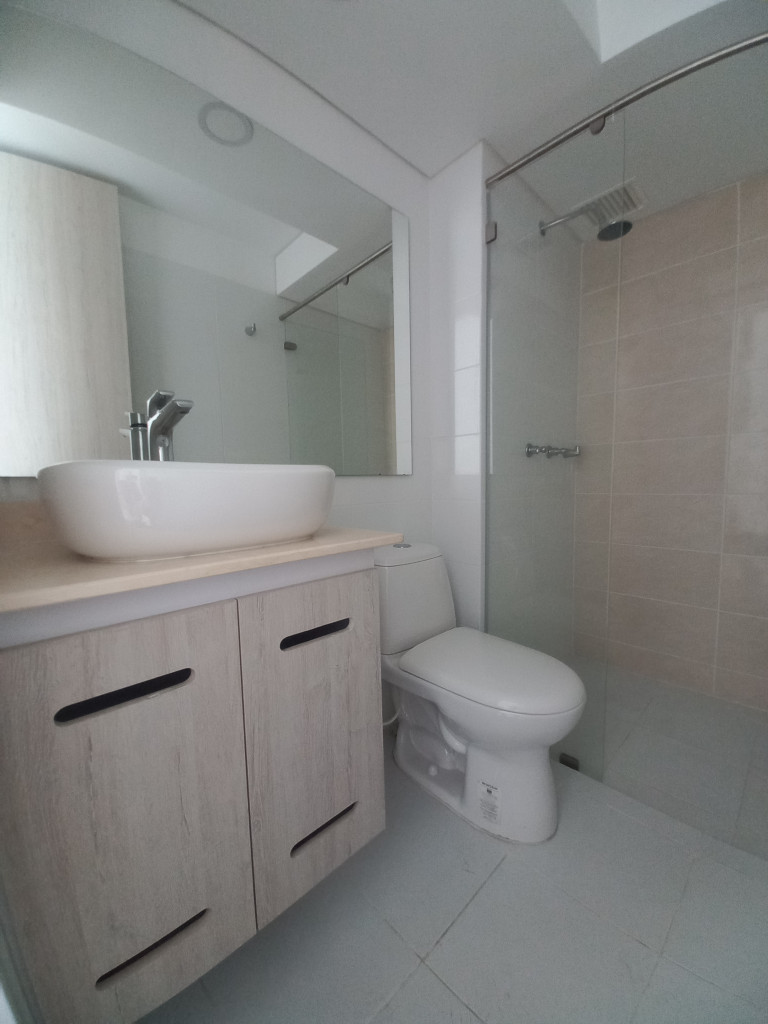 Apartamento En Arriendo - C.r Bosque Reservado Piso 12, Ibagué