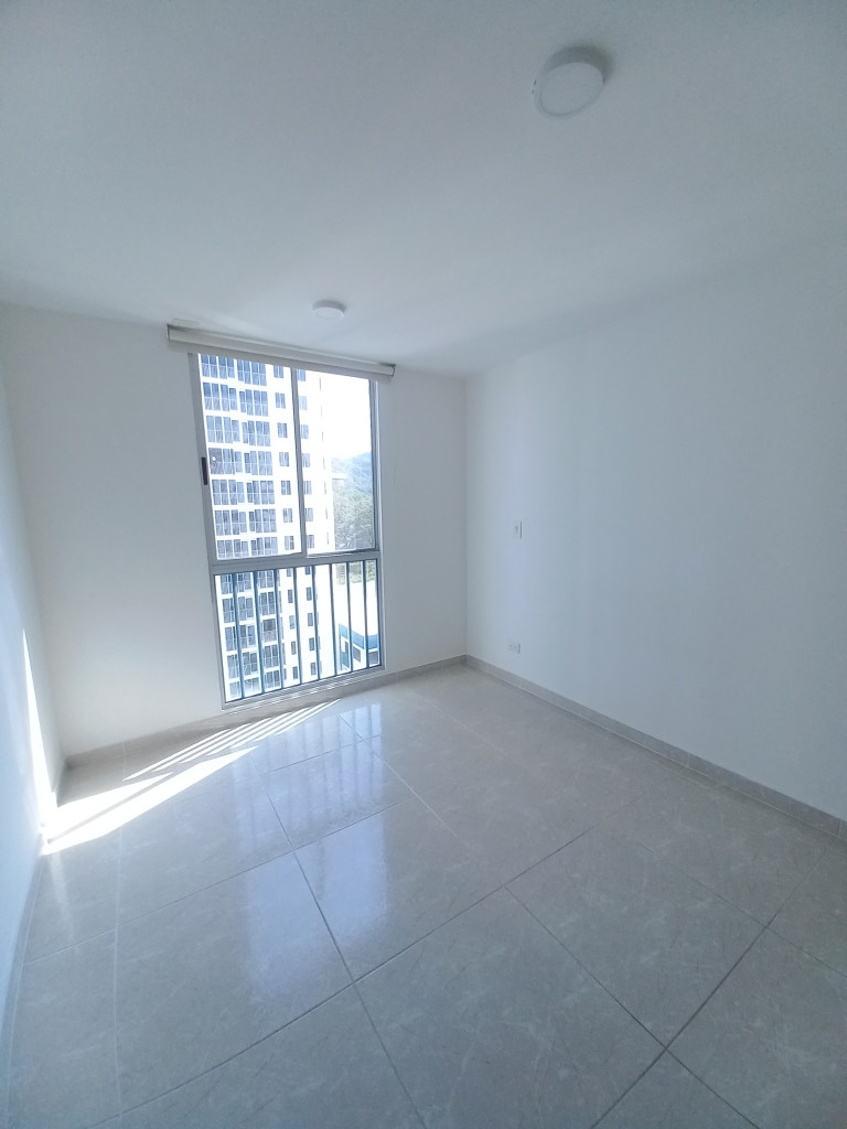 Apartamento En Arriendo - C.r Bosque Reservado Piso 12, Ibagué